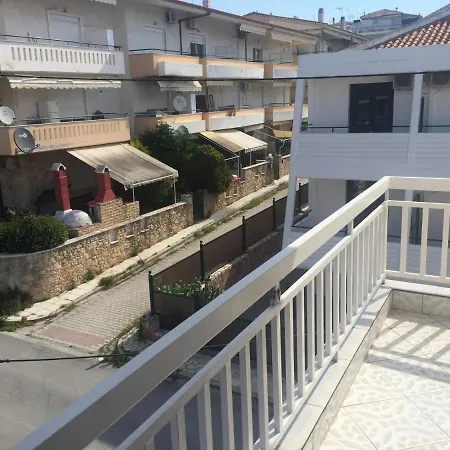 Yves Apartment Nea Kallikrateia Exterior foto
